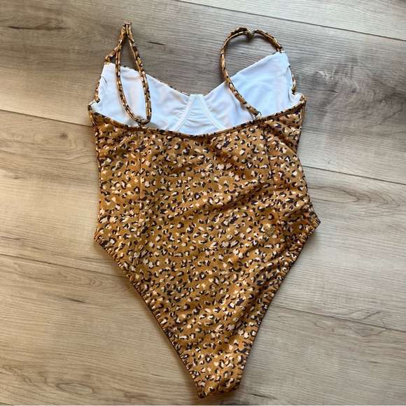 CAPITTANA Kenia Tropical Animal Print One-Piece Bikini Large Swimsuit - Picture 8 of 10